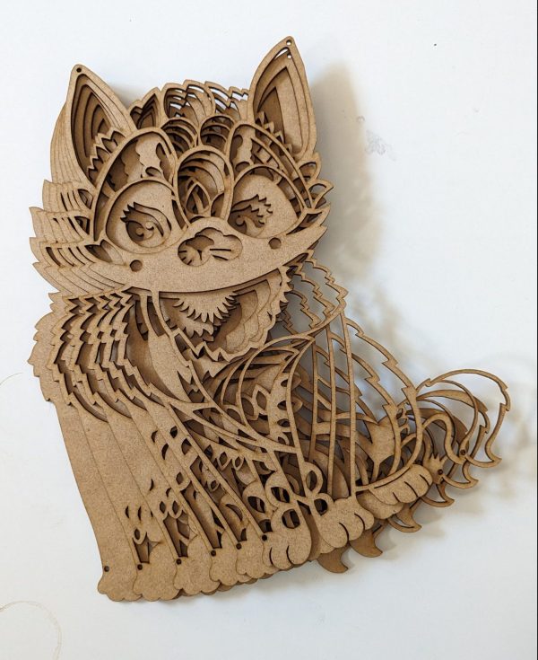 The Cat - Chat en MDF gravé et en relief – Image 5